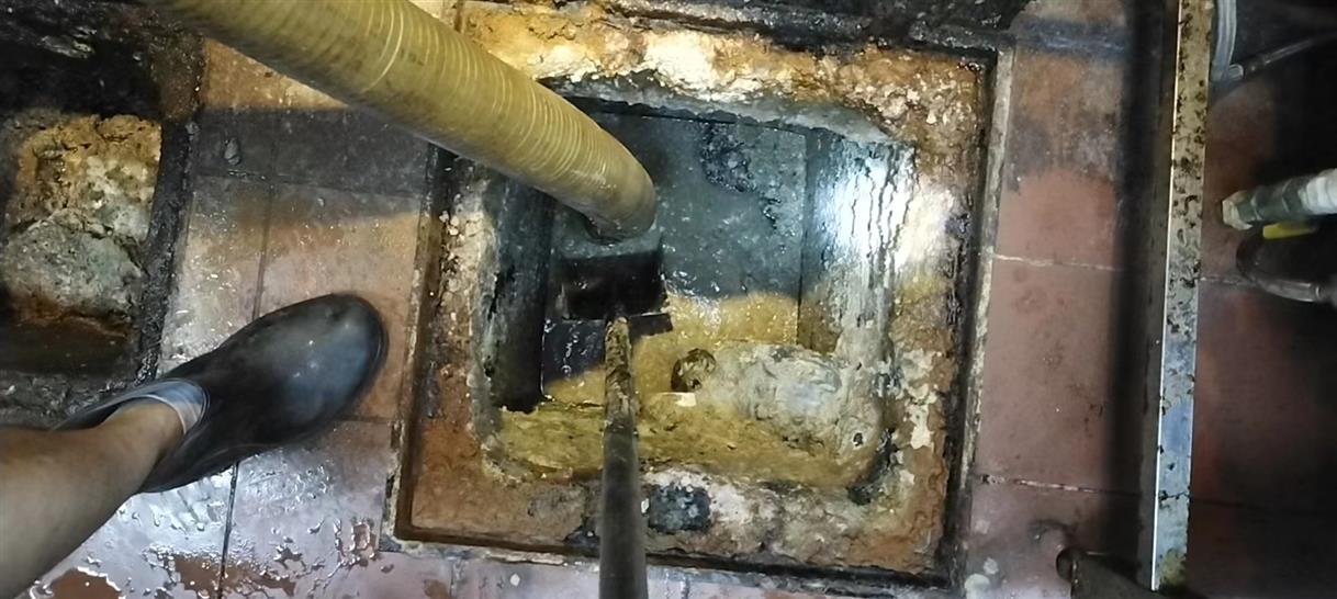 柳林污水池清理一般都有毒气，怎么预防中毒呢？